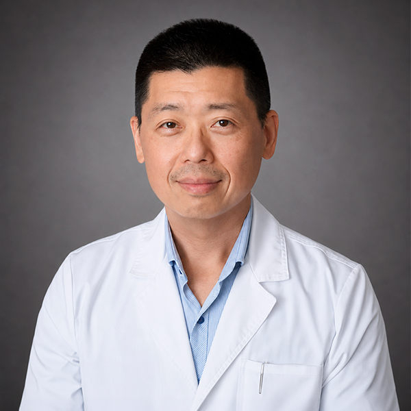Dr. Luis Wong